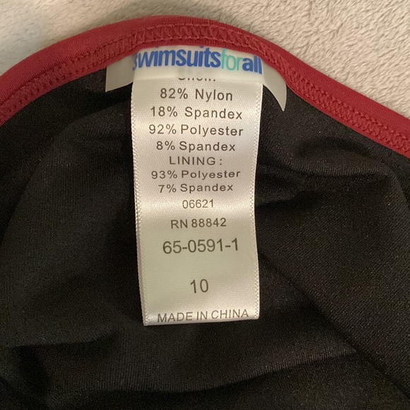 Burgundy Lace Tankini Set - Picture 10 of 10